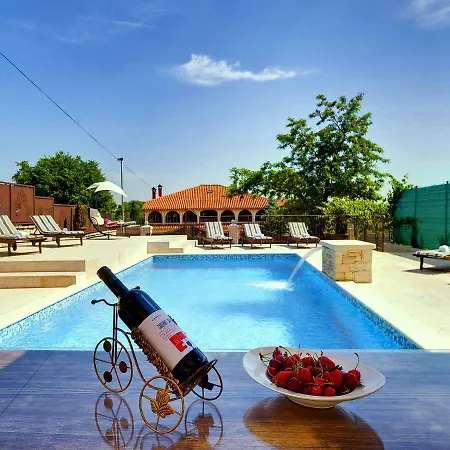 Holiday Alberta Rovinj